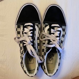 black checkered vans